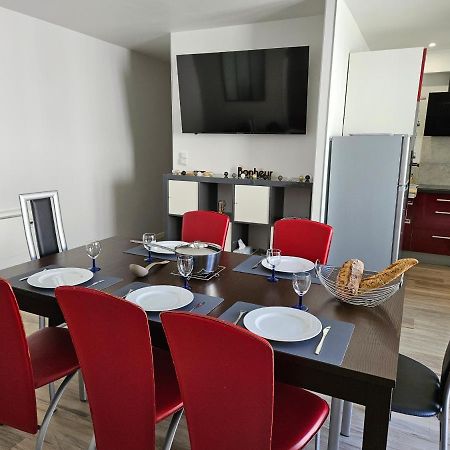 Chez Louise, Appartement T3 A Deux Pas Du Centre Bagnères-de-Luchon Exterior foto